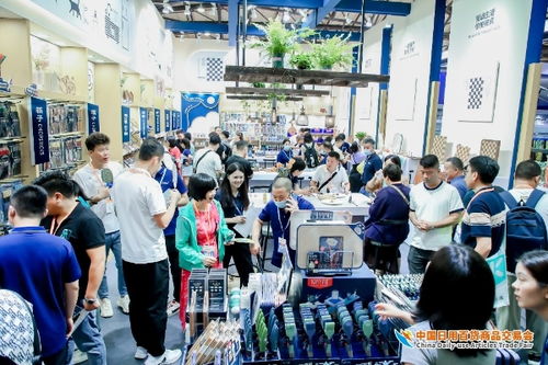 人流如潮星聚上海，百貨盛宴啟新程——第116屆中國日用百貨商品交易會盛大開幕